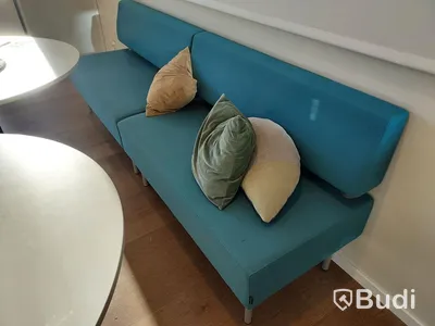 Soffsittgrupp "Möbeldesign Tibro" med bord