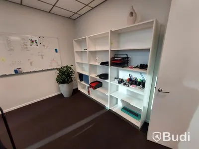 3st kontorsarbetsplatser med elektriskt höj sänkbart bord