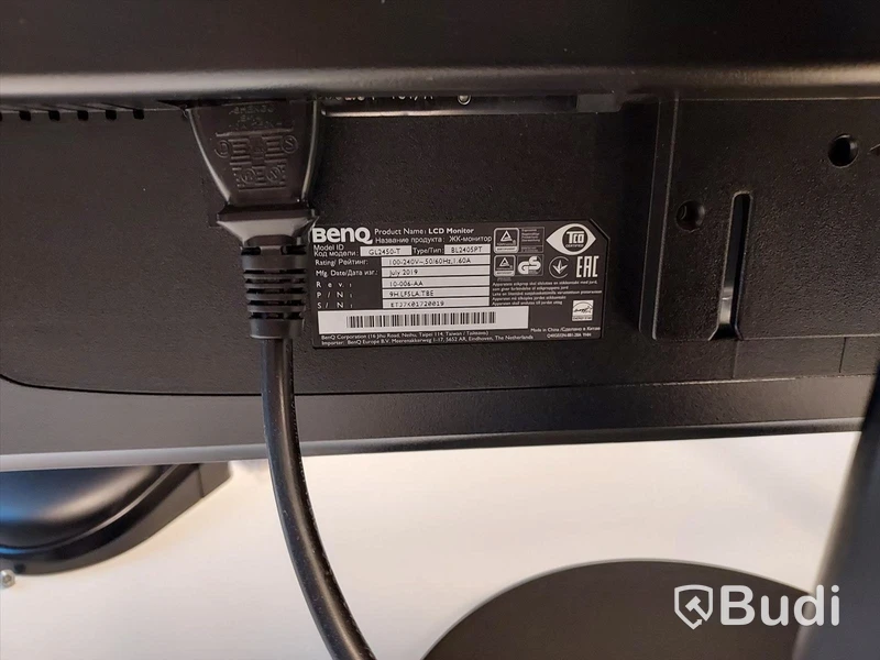 Kontorsplats med elektriskt höj- & sänkbart skrivbord