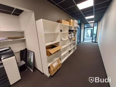 Vita höga bokhyllor ca 10st