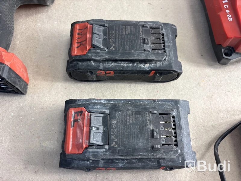 4 st batterimaskiner Hilti