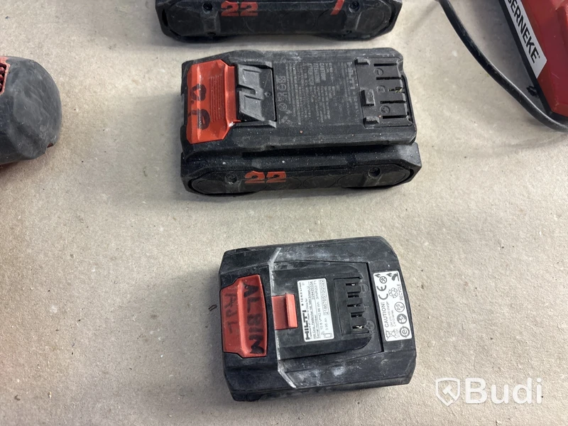 4 st batterimaskiner Hilti