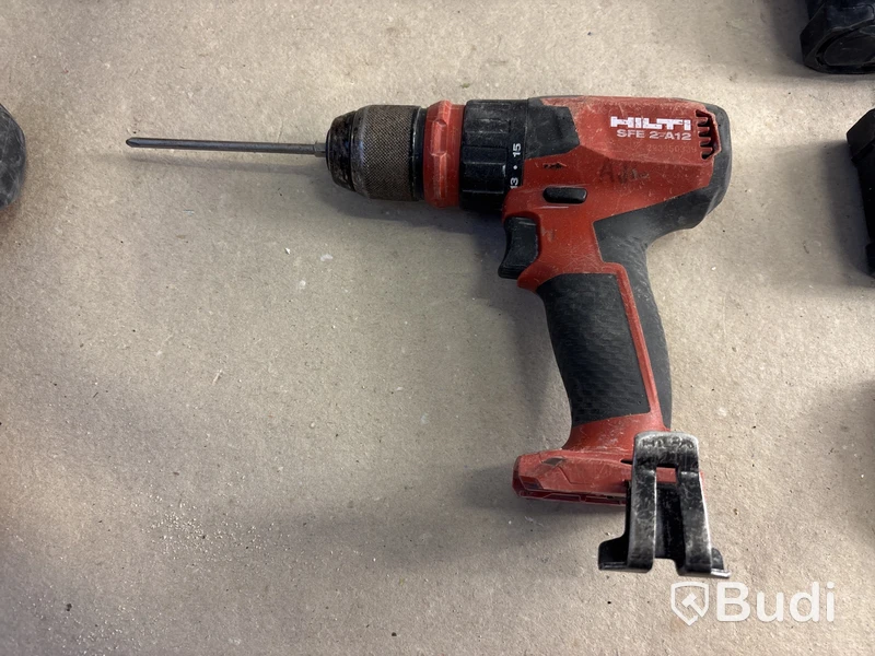 4 st batterimaskiner Hilti