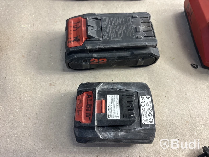4 st batterimaskiner Hilti