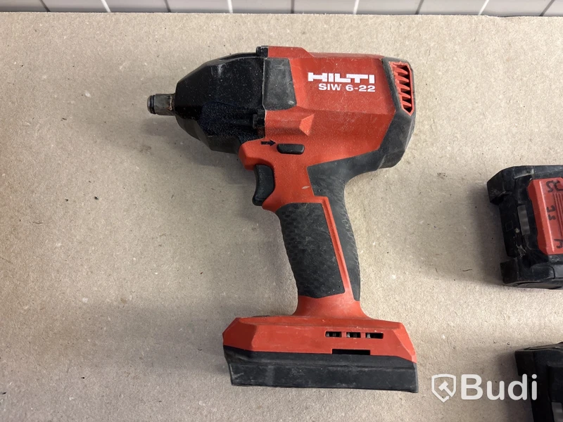 4 st batterimaskiner Hilti