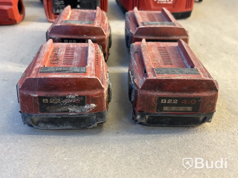 4 st batterimaskiner Hilti