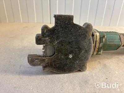 Batteridriven armeringskap Makita DSC250