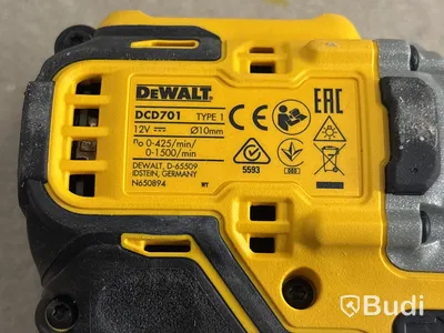 Skruvdragare Dewalt & 5 st blandade laddare