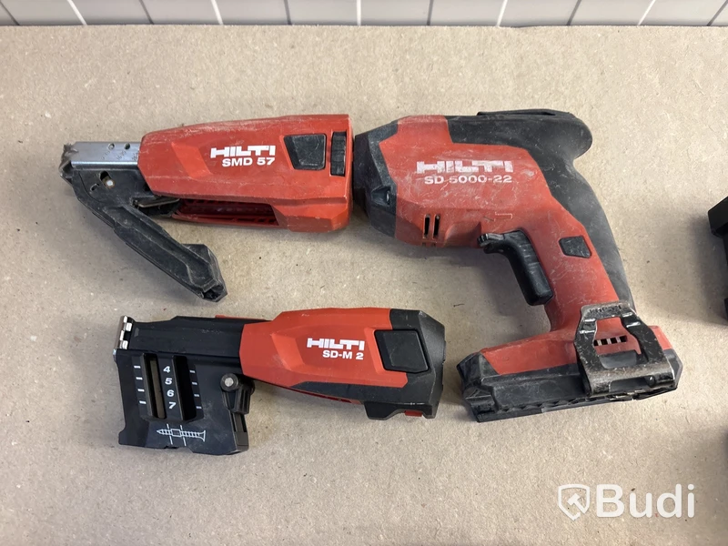 4 st batterimaskiner Hilti