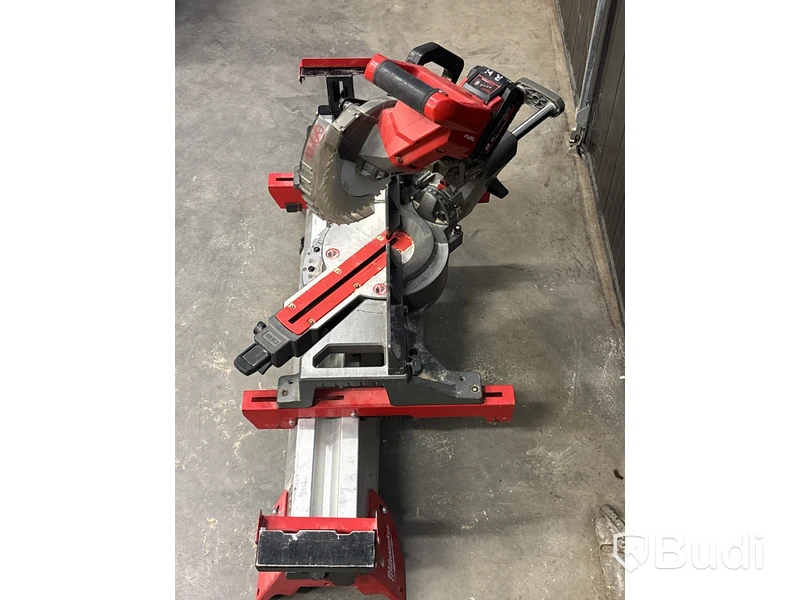 Kap- & gersåg Milwaukee FMS190 med 8.0 Ah batteri & sågbord MLS 2000