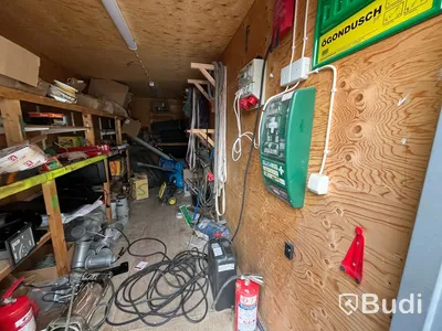 Container 20 fot isolerad , elcentral samt belysning