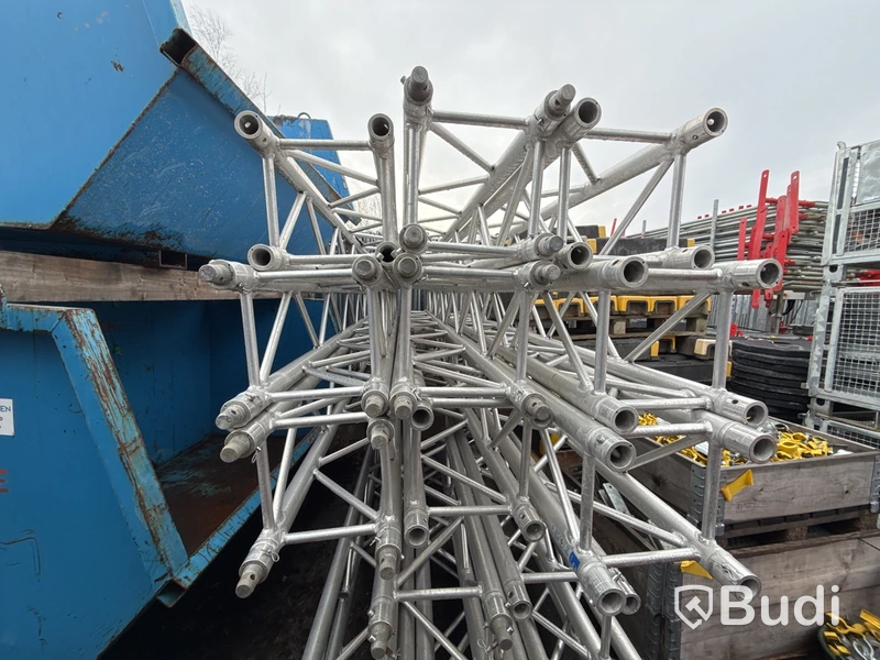 14 st trossar med fundament, Eurotruss