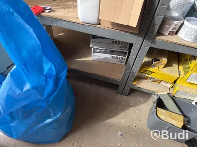 20-fots container, isolerad med innehåll