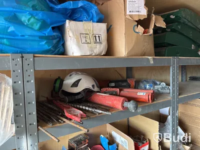 20-fots container, isolerad med innehåll