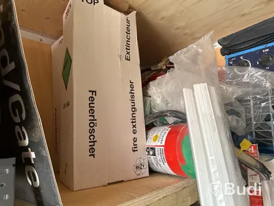 20-fots container, isolerad med innehåll