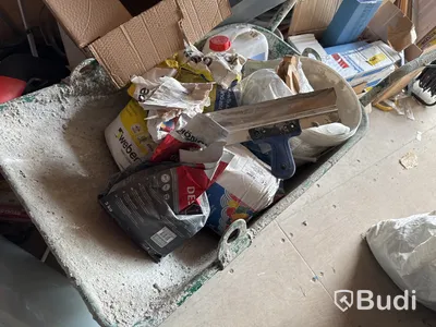 20-fots container, isolerad med innehåll