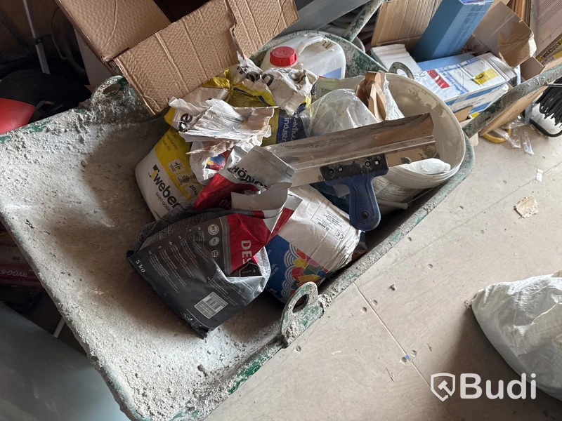20-fots container, isolerad med innehåll