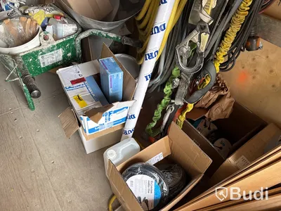 20-fots container, isolerad med innehåll