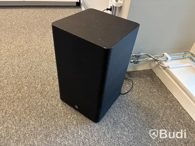 Bildskärm 55 tum med soundbar & bas