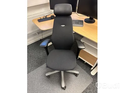 Komplett kontor med 3 st arbetsplatser