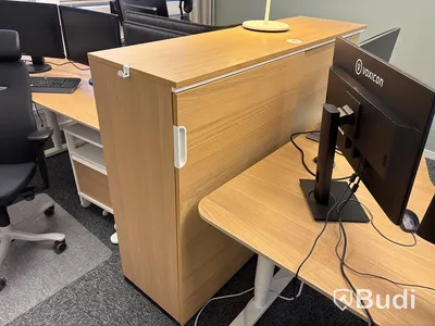 Komplett kontor med 3 st arbetsplatser