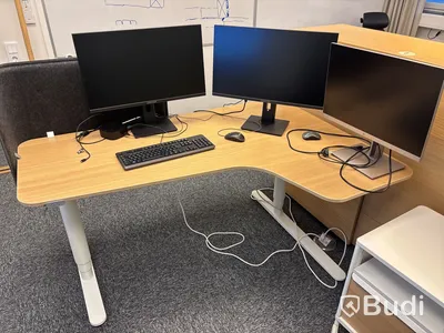 Komplett kontor med 3 st arbetsplatser