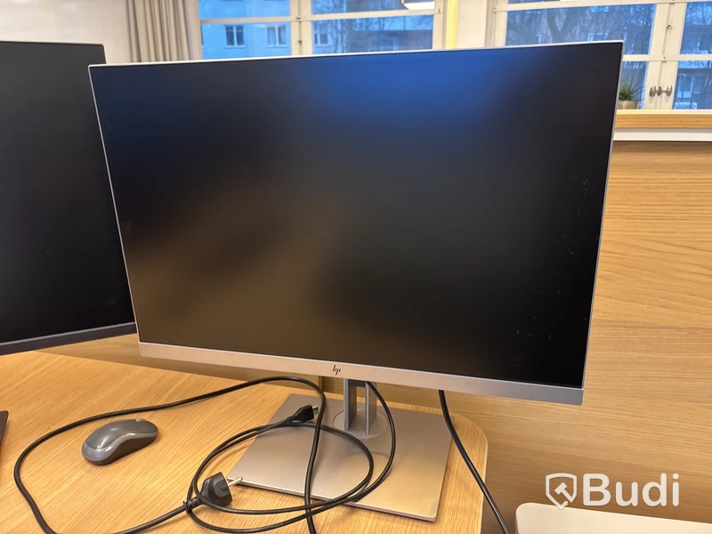 Komplett kontor med 3 st arbetsplatser