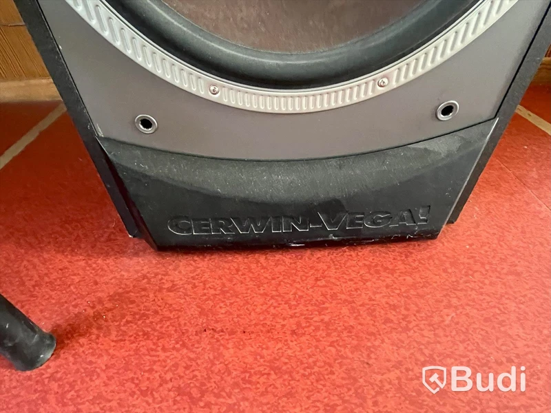 Musikanläggning, Yamaha samt Cerwin Vega