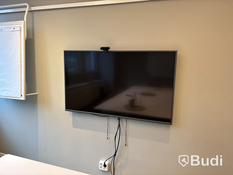 Tv 55 tum Voxicon inkl. kamera Logitech och fjärrkontroll