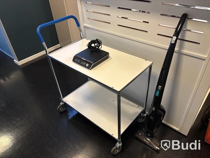 Vagn, dammsugare och våg