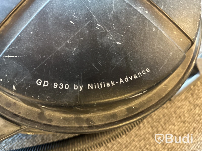 Dammsugare Nilfisk GD 930