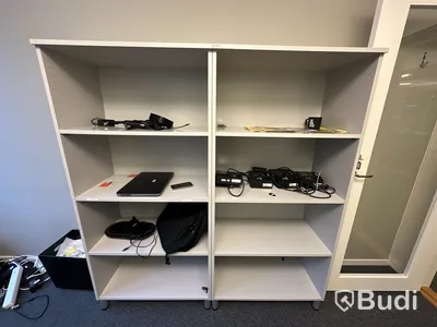 2 st. Hyllor Edsbyn, byrå och bord