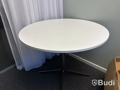 2 st. Hyllor Edsbyn, byrå och bord