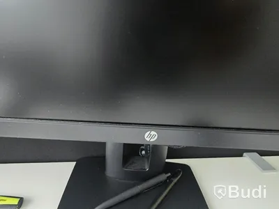 Kontorsinredning, tv-skärmar, konferensmöbel, mm