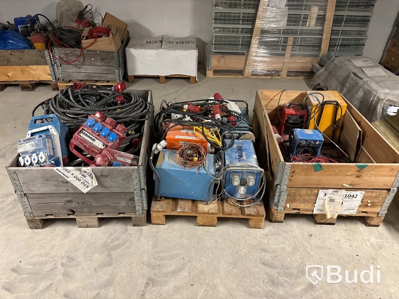 Byggcentraler, elkablage 400V, belysning & värmefläktar - 3 pall