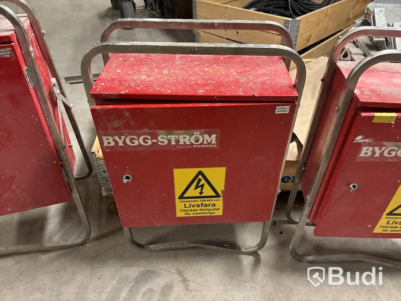 4 st undercentraler Bygg-Ström & Satema U63 & U32