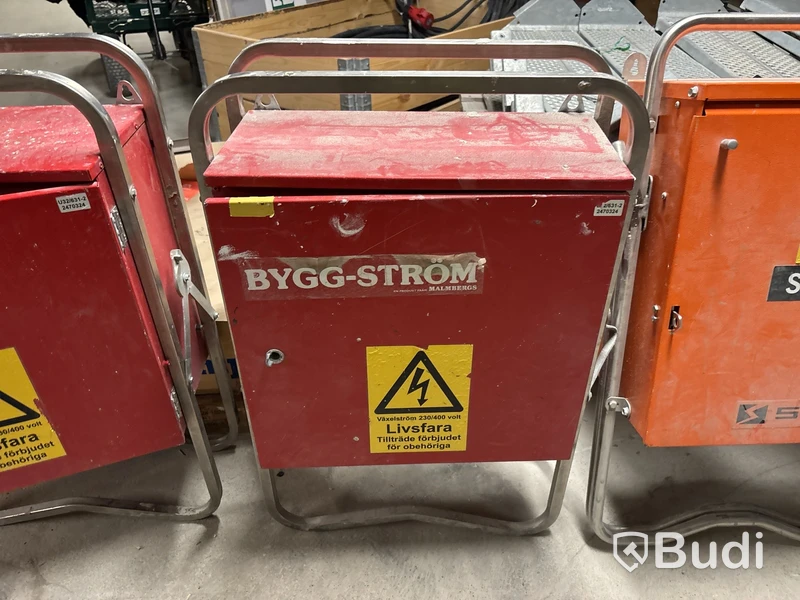 4 st undercentraler Bygg-Ström & Satema U63 & U32