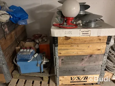 5 st pall med belysning & tillbehör