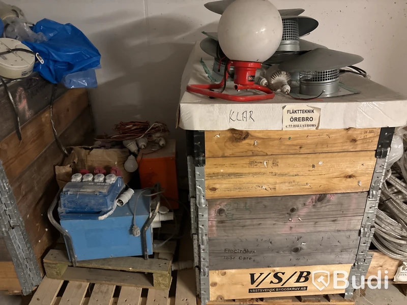 5 st pall med belysning & tillbehör