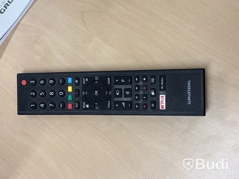 65” TV Grundig CLX 6950 AP med konferenstelefon  Logitech