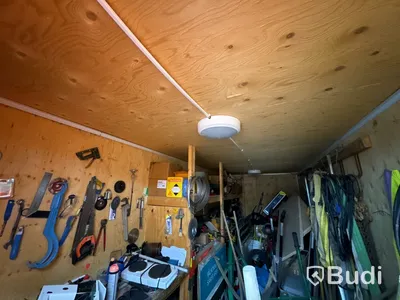 Container, 20 fot inklusive innehåll