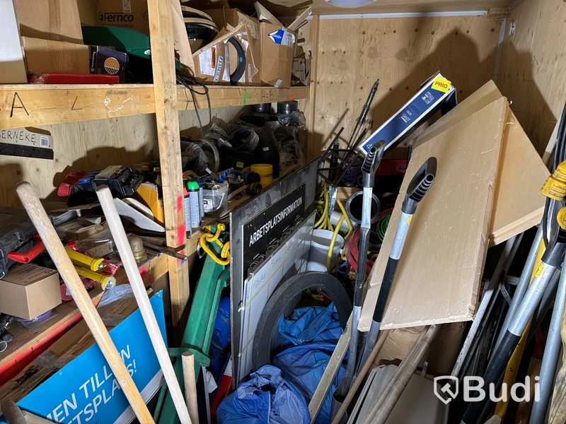 Container, 20 fot inklusive innehåll