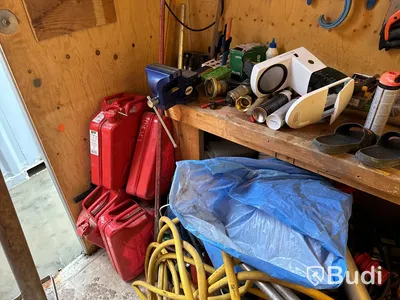 Container, 20 fot inklusive innehåll