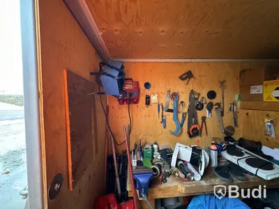 Container, 20 fot inklusive innehåll