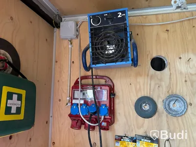 Container, 20 fot inklusive innehåll