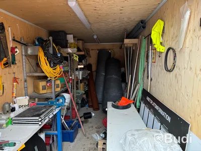 Container, 20 fot inklusive innehåll