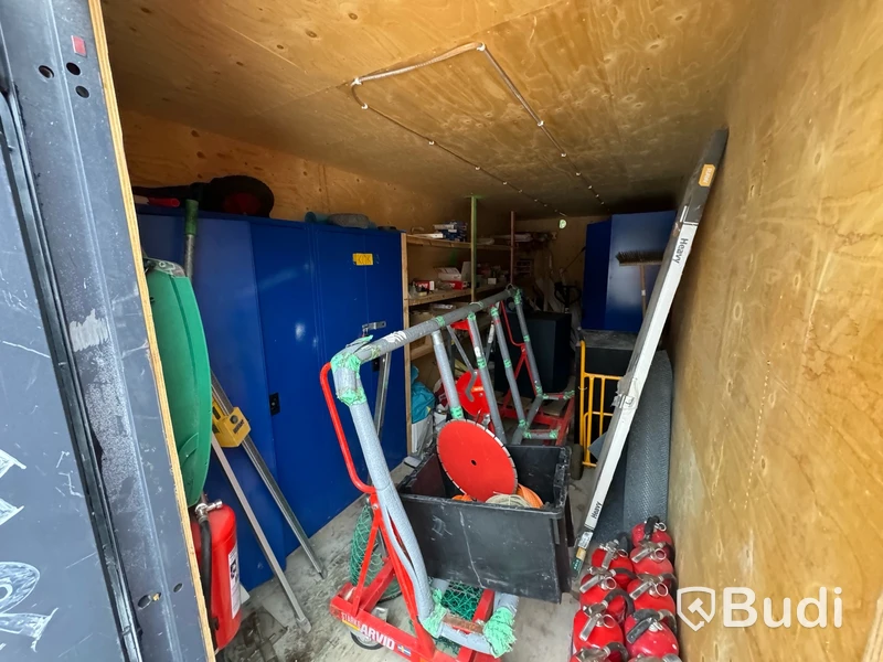 Container, 20 fot inklusive innehåll