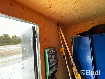 Container, 20 fot inklusive innehåll