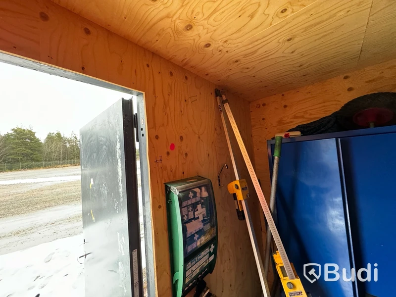 Container, 20 fot inklusive innehåll