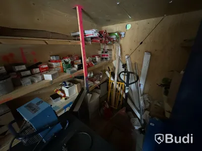 Container, 20 fot inklusive innehåll